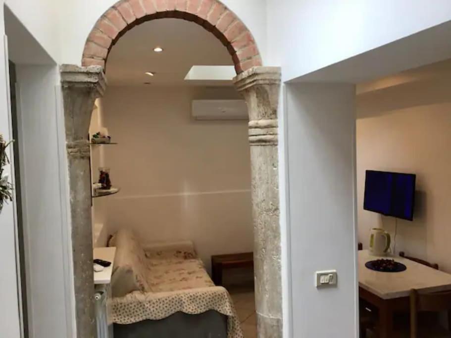 Apartment Close Guglie Bridge Venise Extérieur photo